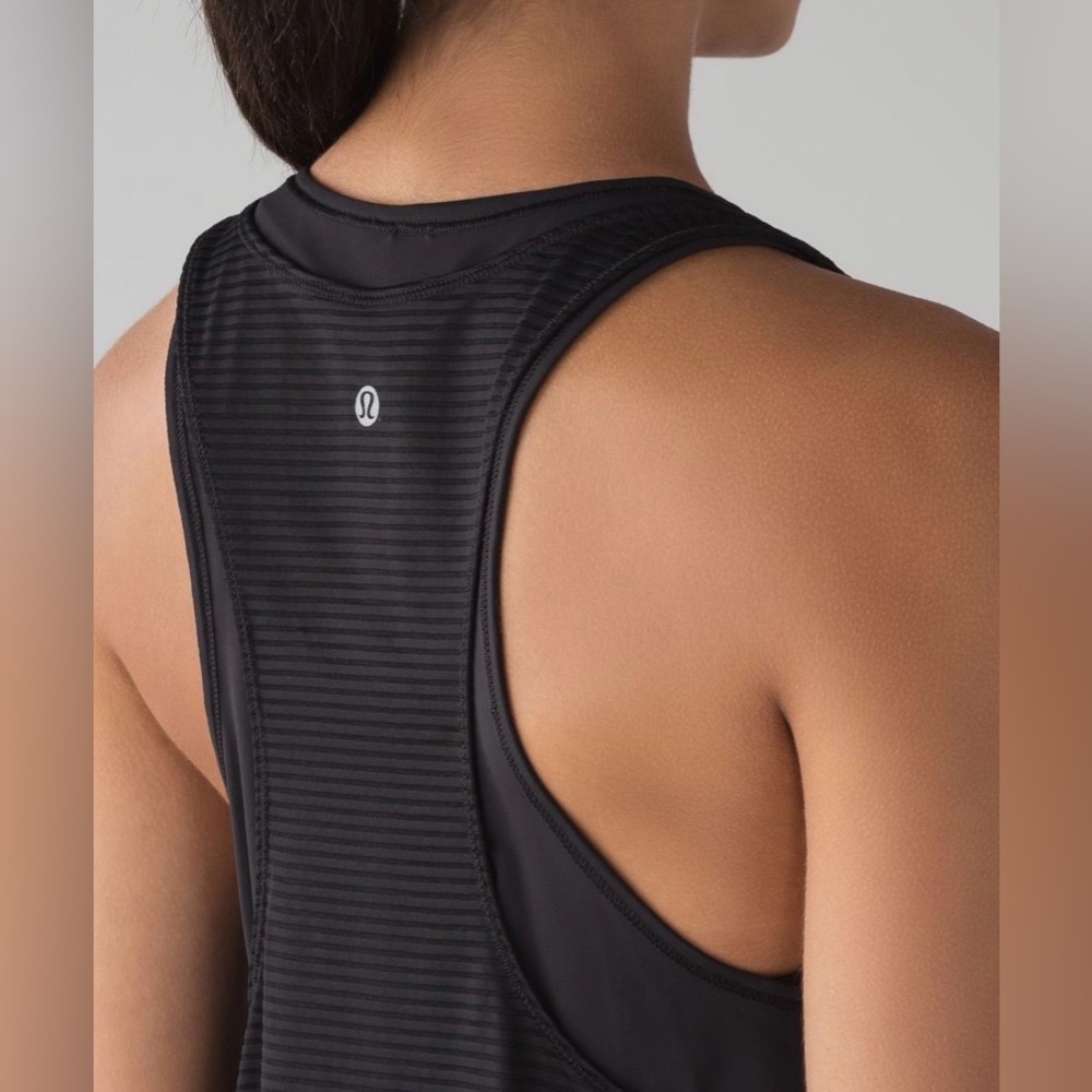Lululemon Lean In Mesh Tank - Picture 3 of 10